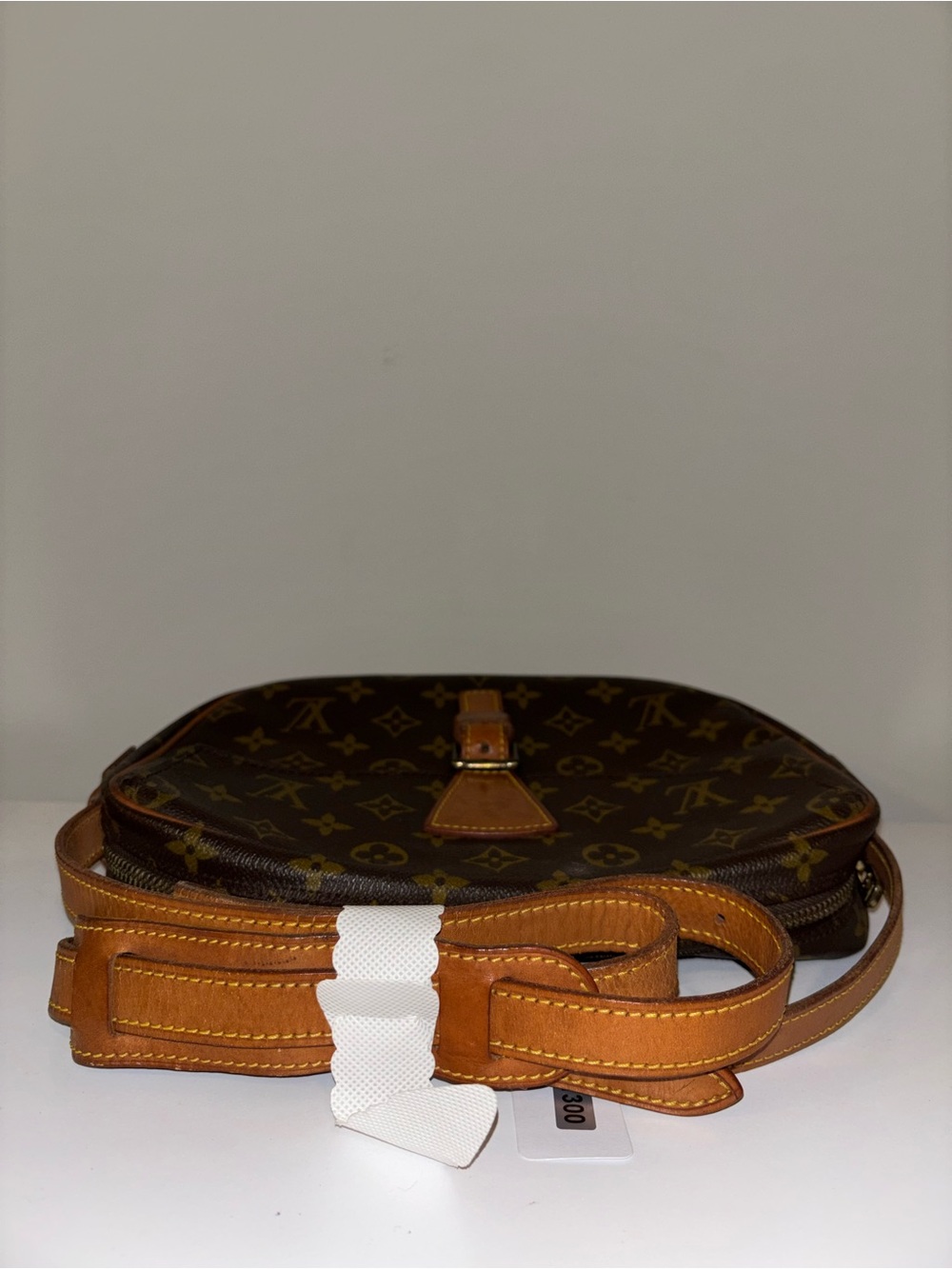 Louis Vuitton Jeune Fille GM - Picture 11 of 16